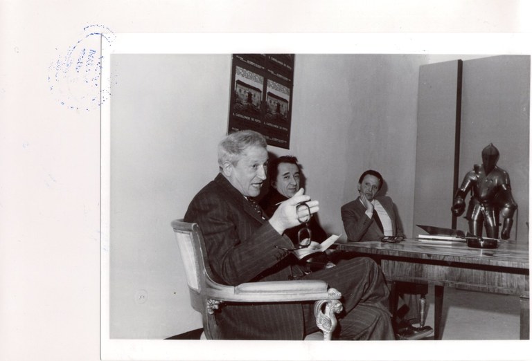 Andrea Emiliani; a destra nella foto Giovanni Losavio, [anni '80]
