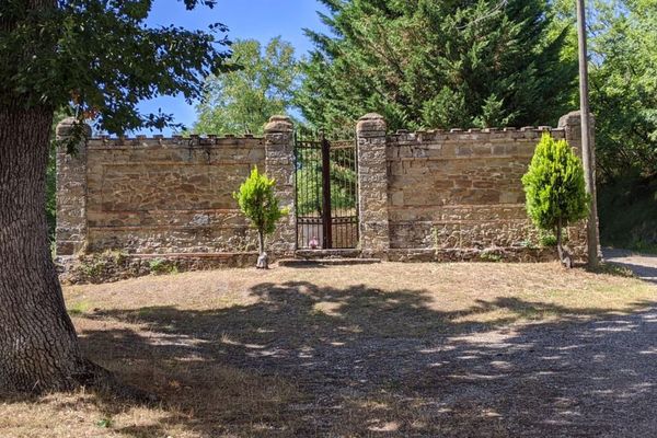 Cimitero di Sassuno, Monterenzio (Bologna) - foto Luca Negroni - “WebGIS del Patrimonio culturale dell’Emilia-Romagna” (Ministero della cultura, Segretariato regionale per l’Emilia-Romagna)