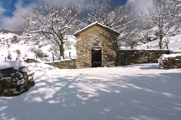 Cimitero di San Paolo in Alpe, Corniolo, Santa Sofia (Forlì-Cesena) - foto Luca Negroni - “WebGIS del Patrimonio culturale dell’Emilia-Romagna” (Ministero della cultura, Segretariato regionale per l’Emilia-Romagna)