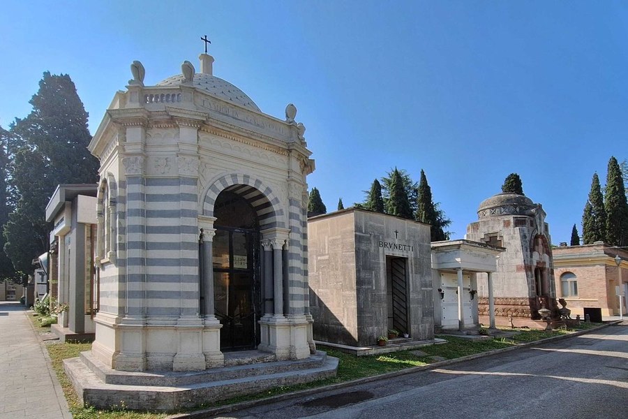 Cimitero di Riccione - foto Stefano Paolucci