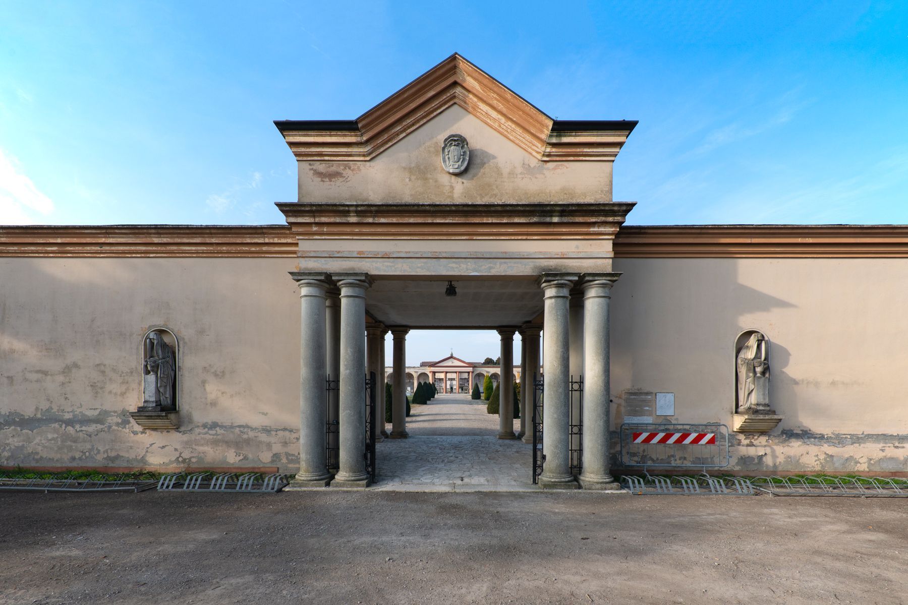 Cimitero di Argenta - foto Andrea Scardova