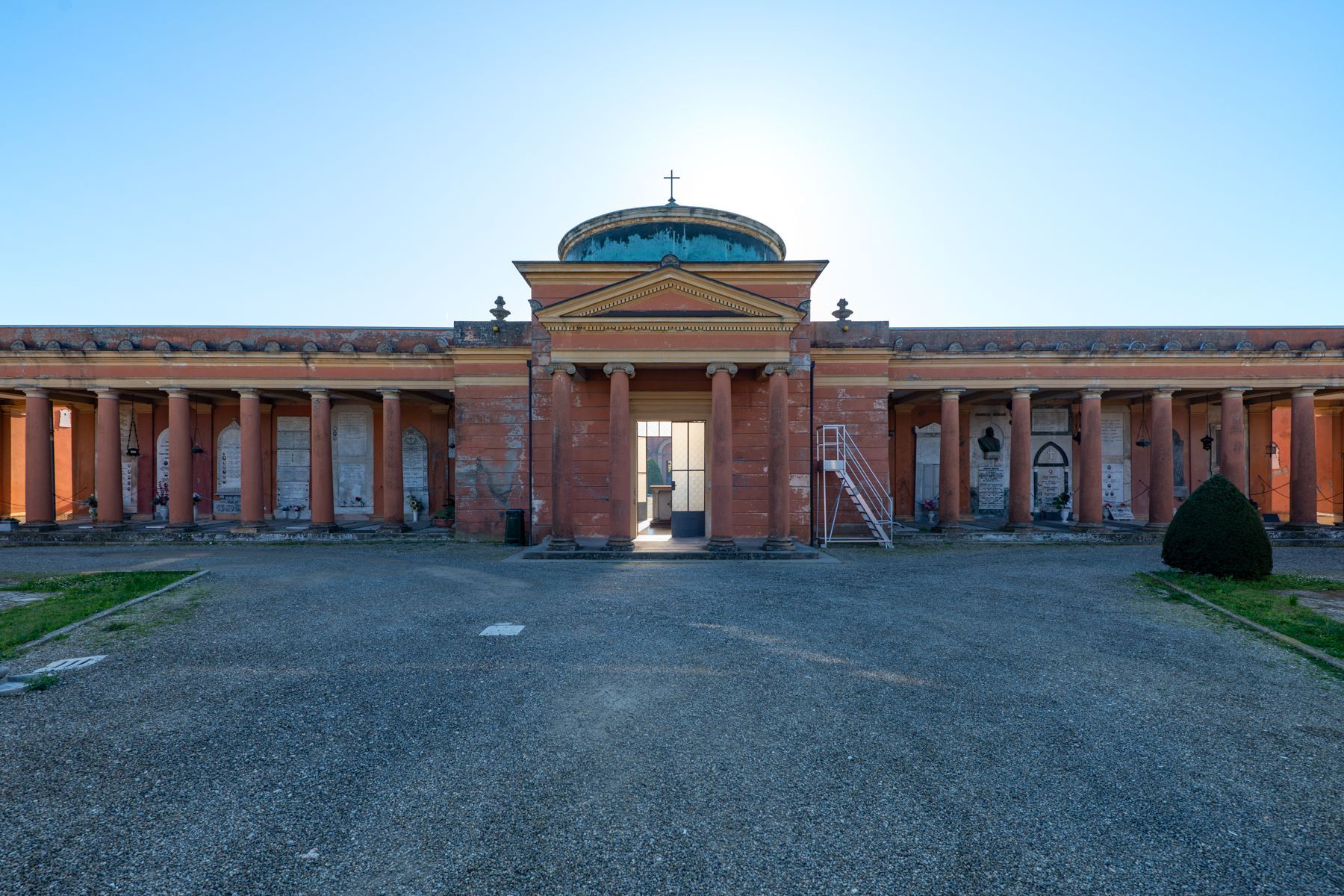 Cimitero di Medicina - foto Andrea Scardova