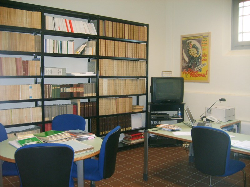Istituto storico di Modena, Sede, uffici
