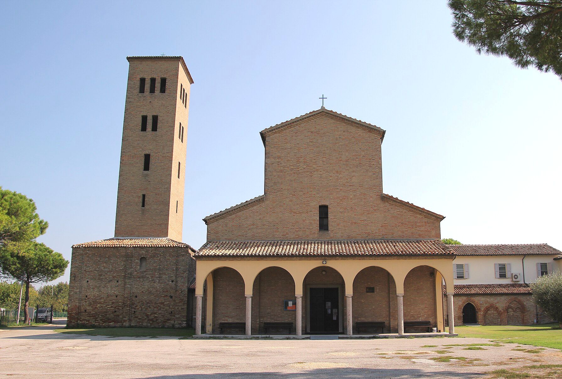 La chiesa di Santa Maria in Porto Fuori a Ravenna oggi - foto Gianni Careddu (CC BY-SA)