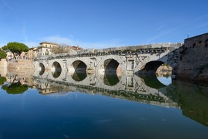 Rimini, Ponte di Tiberio - foto di Andrea Scardova