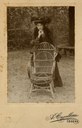 La contessa Silvia Baroni Pasolini Zanelli a villa Silvia (dopo il 1900) Fotografia di Augusto Casalboni, Cesena Archivio fotografico Casa Carducci
