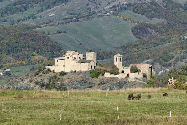 Castello di Pompeano a Serramazzoni (MO)