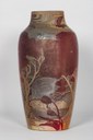 Vaso con paesaggio lacustre in porpora, 1900-1902 (disegno), 1905-1907 (realizzazione), Arte della Ceramica, collezione privata Pistoia