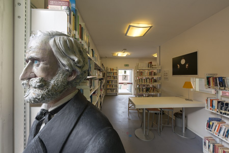 Biblioteca comunale "Edmondo De Amicis" di Anzola dell’Emilia, foto di A. Scardova