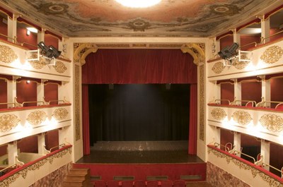 Pieve di Cento (BO), Teatro Alice Zeppilli, il boccascena
