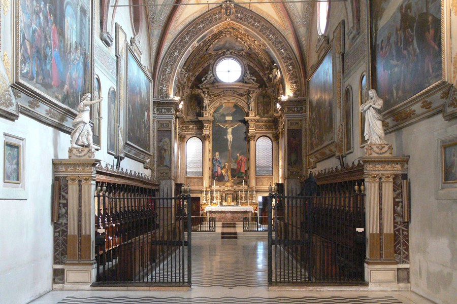 Chiesa di San Girolamo della Certosa Bologna Veduta generale della navata centrale