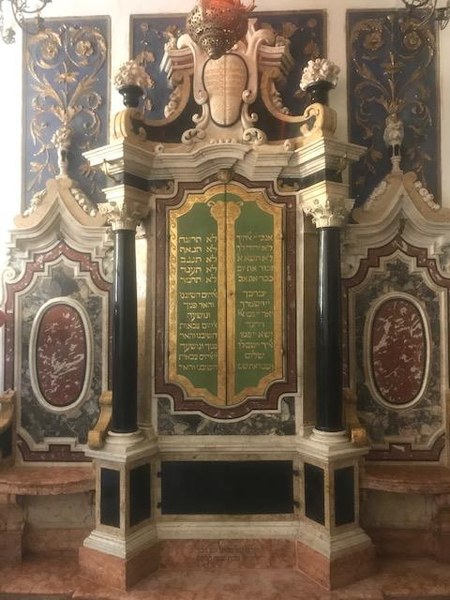 Ferrara, Complesso delle Sinagoghe, particolare Aron Tempio Fanese