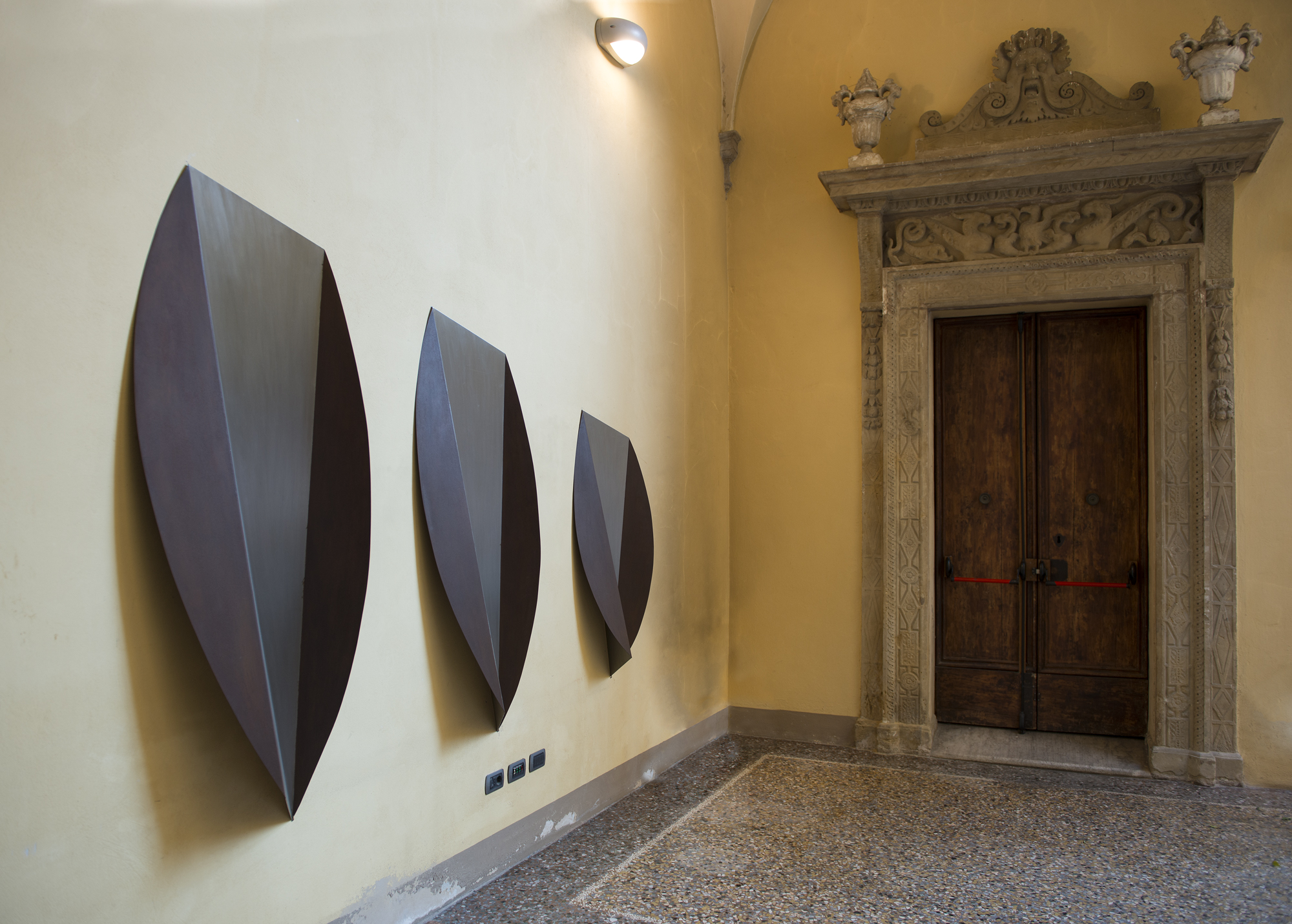 Trittico di Pinuccia Bernardoni. Foto di Andrea Scardova