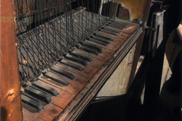 organo Pieve di Cento in Santa Chiara.jpg