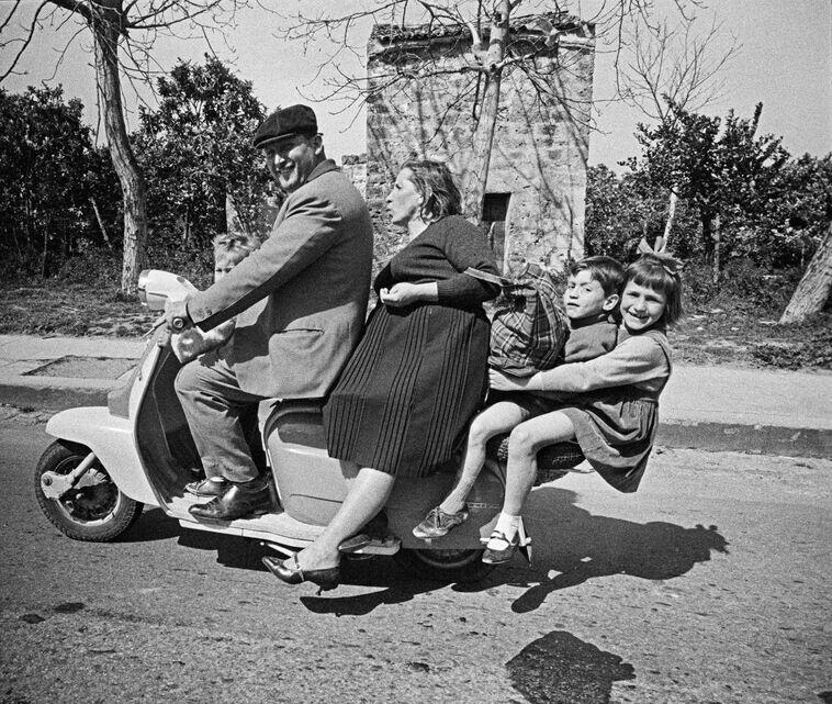Palermo, Sicily, Italy, 1963. © Bruno Barbey_Magnum Photos