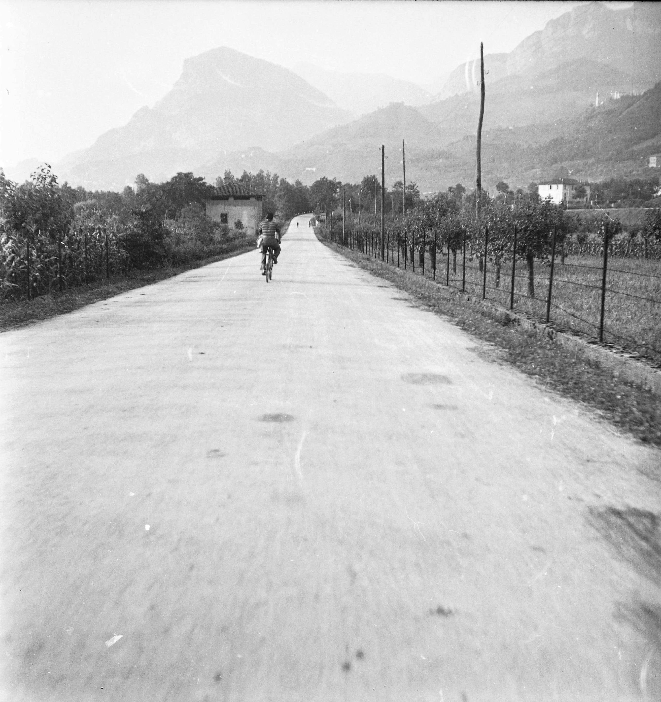 Giovannino Guareschi, Sesto Calende, 1941
 © Archivio Giovannino Guareschi