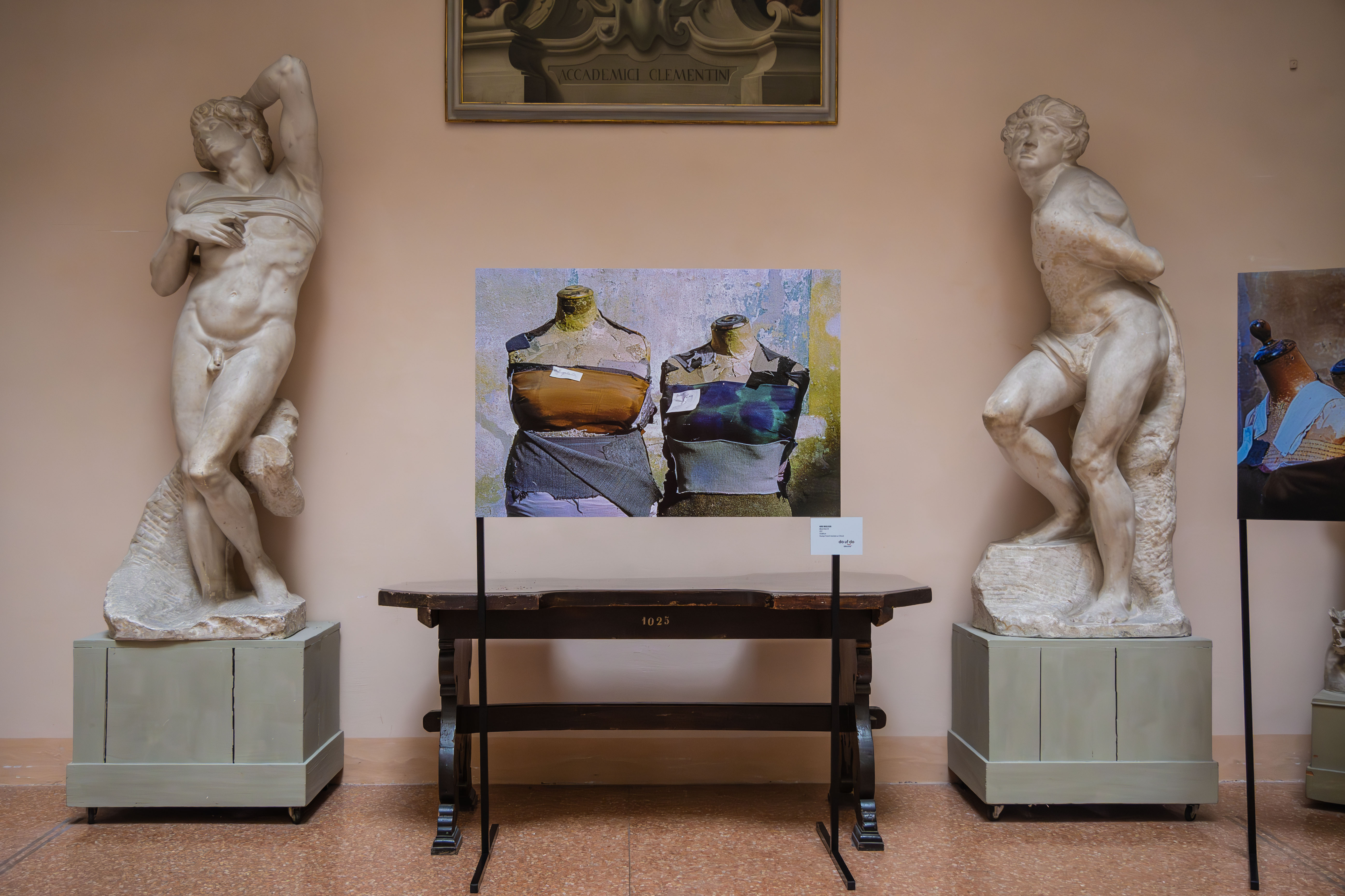 “I 100 anni di Nino Migliori.” I Manichini. Identità | Accademia di Belle Arti di Bologna | do ut do 2026. Ph. Claudia Gentile