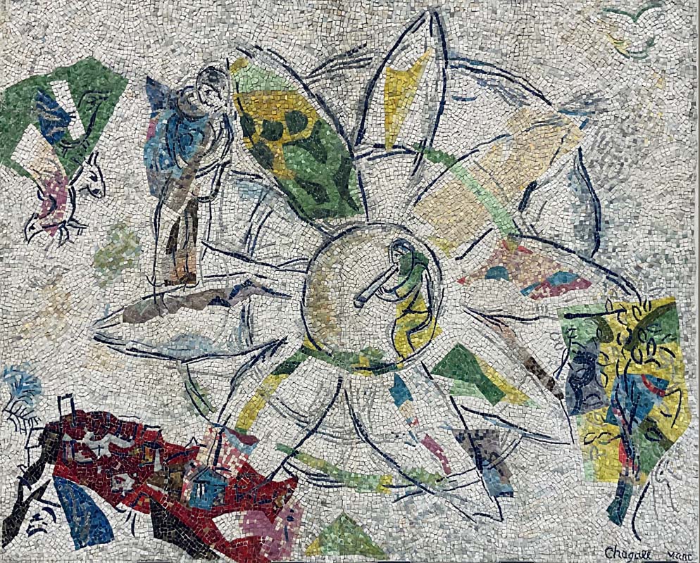 Marc Chagall, Le Grand Soleil, 1967, pietre, marmo, paste vitree, 340 x 420 cm,  collezione privata