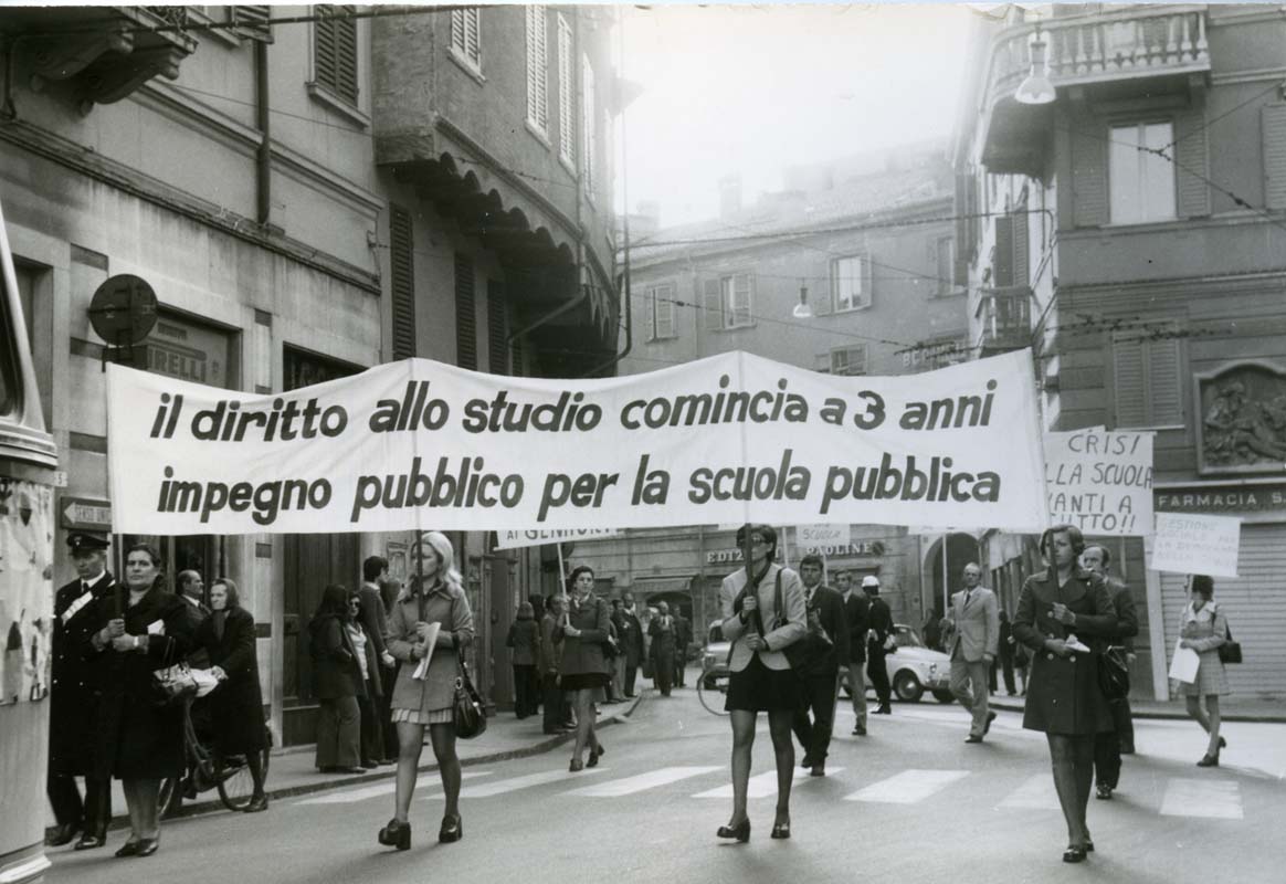 Manifestazione regionale promossa dall'UDI Il diritto allo studio comincia a tre anni, 1973, 31 marzo