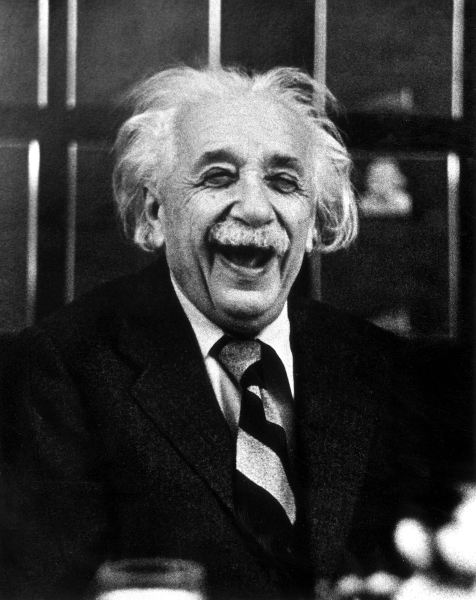 ( Ruth Orkin, Albert Einstein at a Princeton Luncheon, Princeton, New Jersey, 1955, Courtesy © Ruth Orkin Photo Archive)