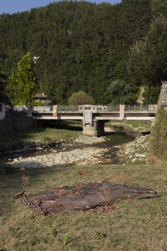 (Vasilis Papageorgiou, TO RIVER, Tredozio, Emilia-Romagna. Ph Daniele Signaroldi)