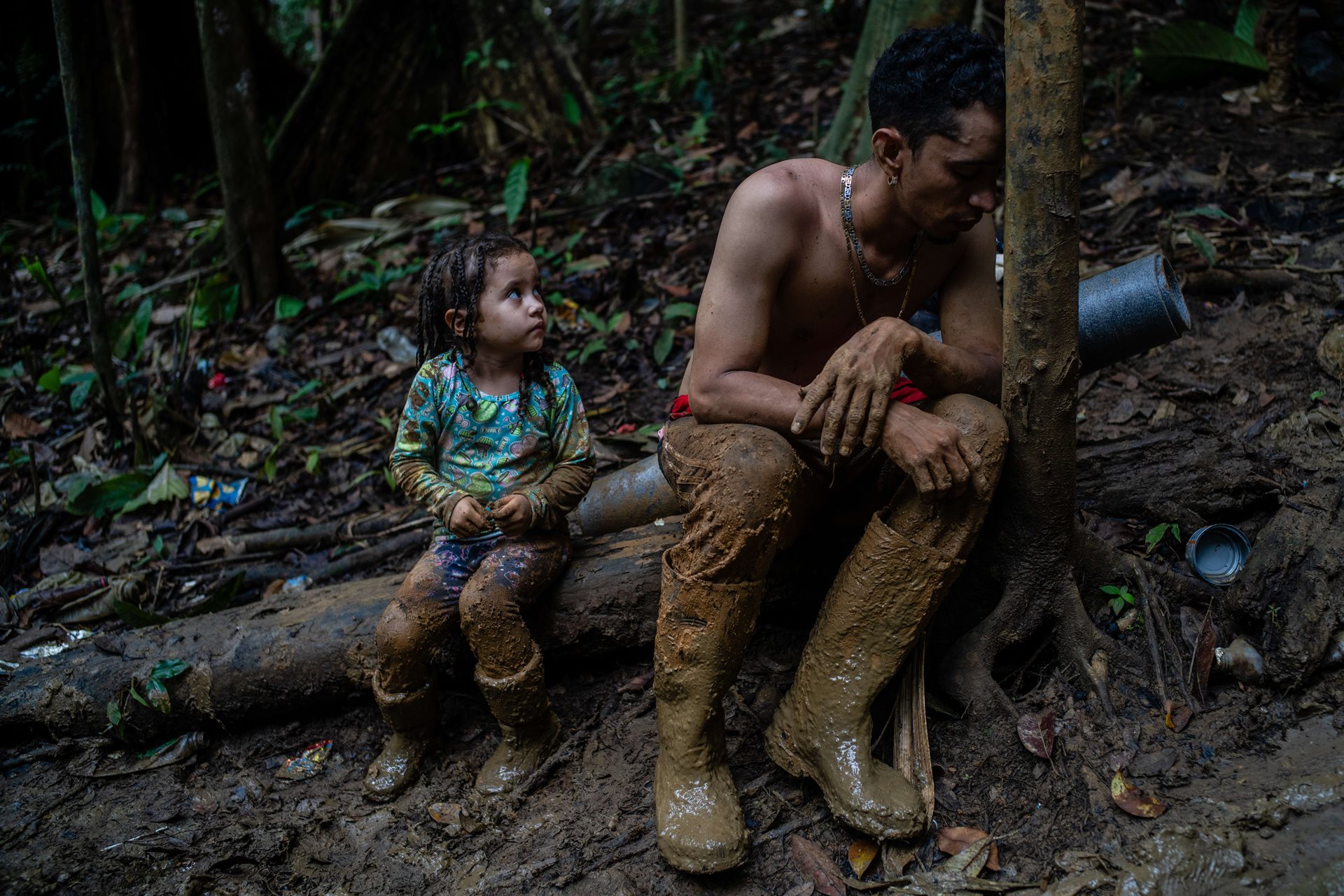 04.	Paths of Desperate Hope (categoria Progetti a lungo termine – regione Sud America), foto di Federico Ríos / “The New York Times”