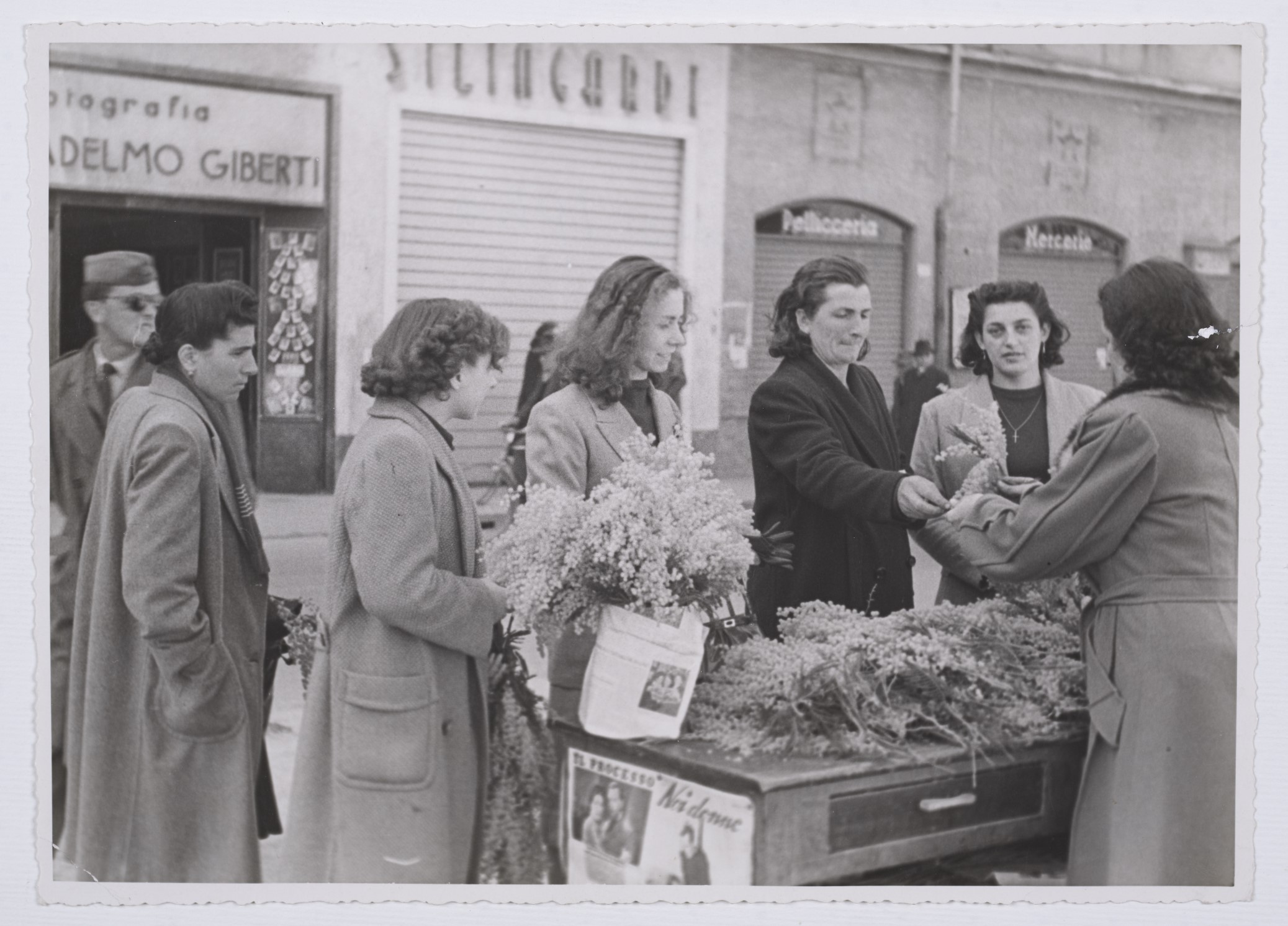 8 marzo 1950 (Centro documentazione donna, Archivio fotografico UDI Modena, n.639bis)