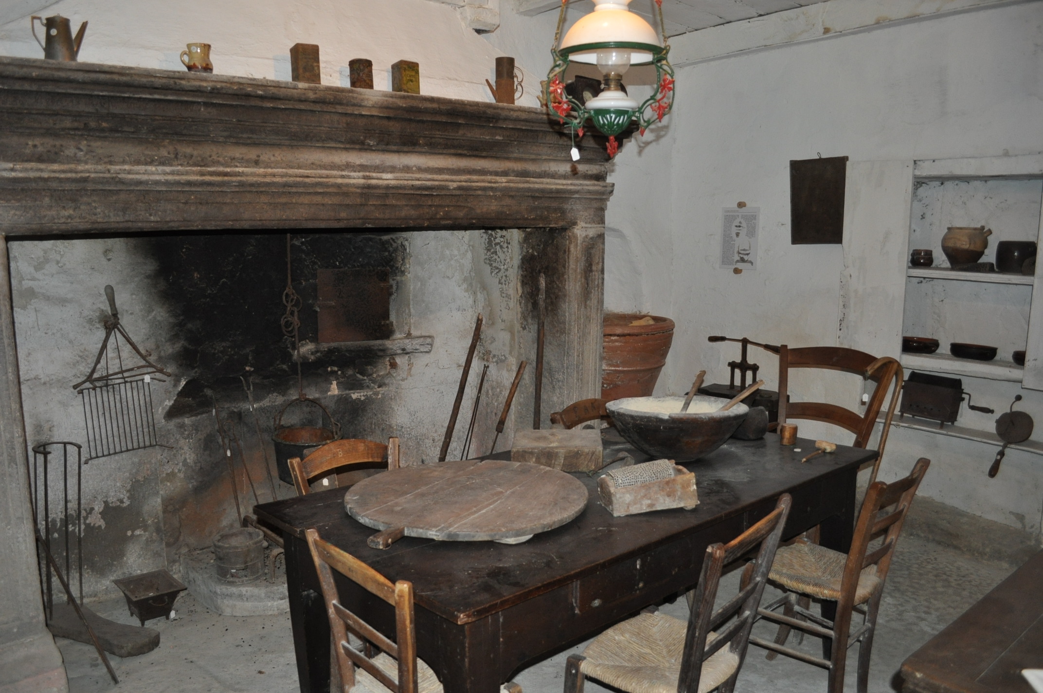 Museo Etnografico “Giovanni Carpani”, la cucina)