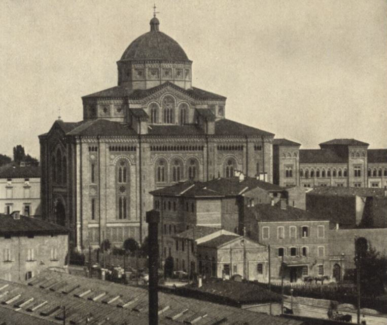 La chiesa del Sacro Cuore in una foto conservata nell'Archivio storico del Comune di Bologna