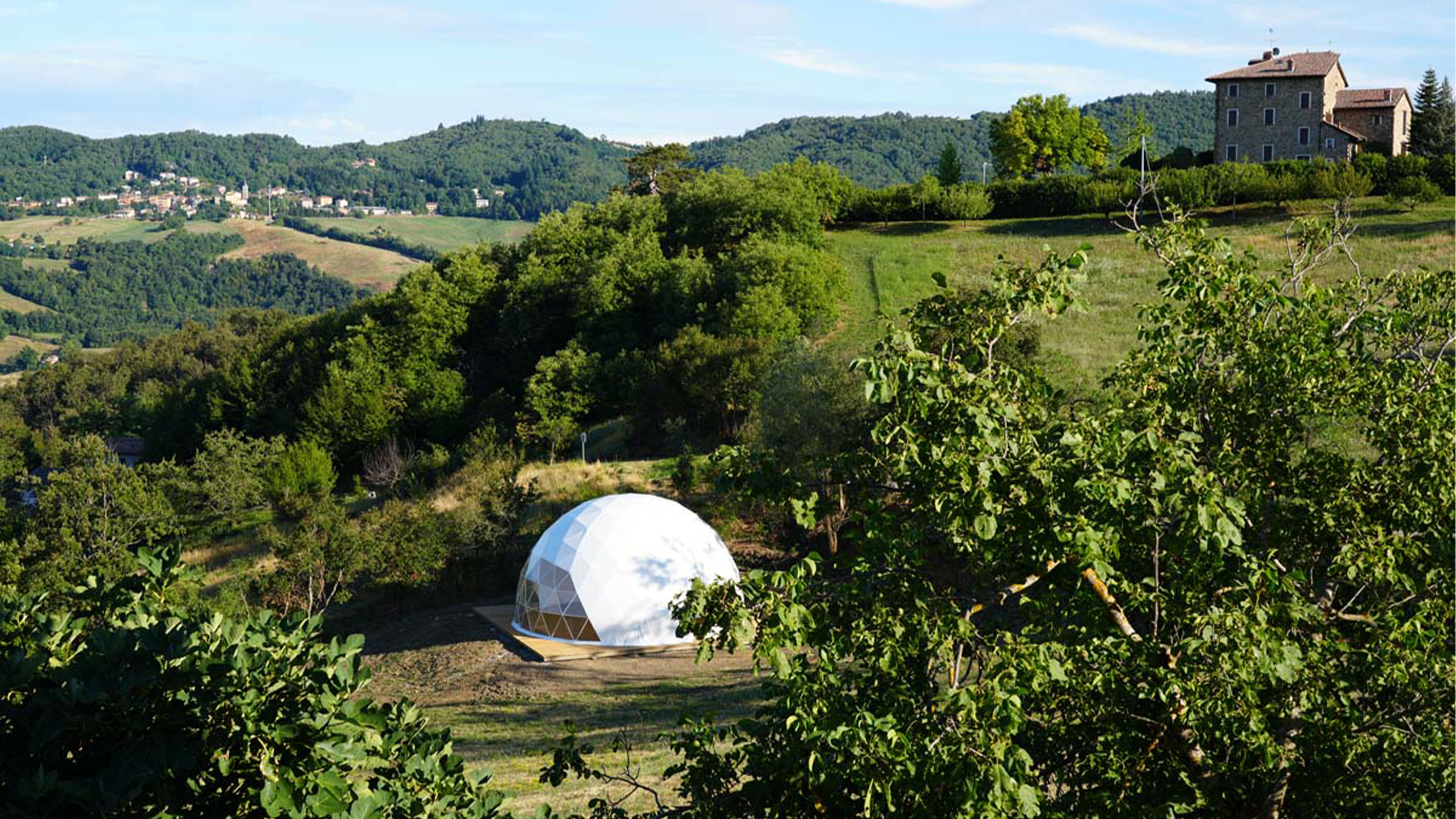 The Globe Performing Space