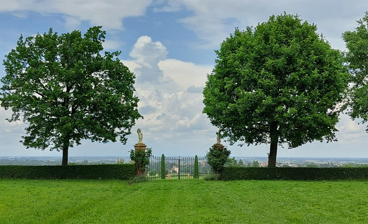 Panorama da Palazzina Malvezzi, Castel San Pietro Terme (BO). Foto di Fabio Falleni