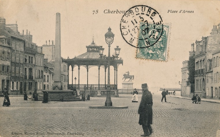 Museo italiano della Ghisa, Longiano - Immagine tratta dalla raccolta di cartoline storiche, "75, Cherbourg, Place d'Armes"