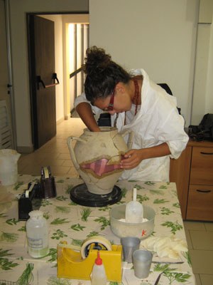 Cantiere scuola per il restauro di reperti ceramici, Museo di S. Lazzaro di Savena (BO)