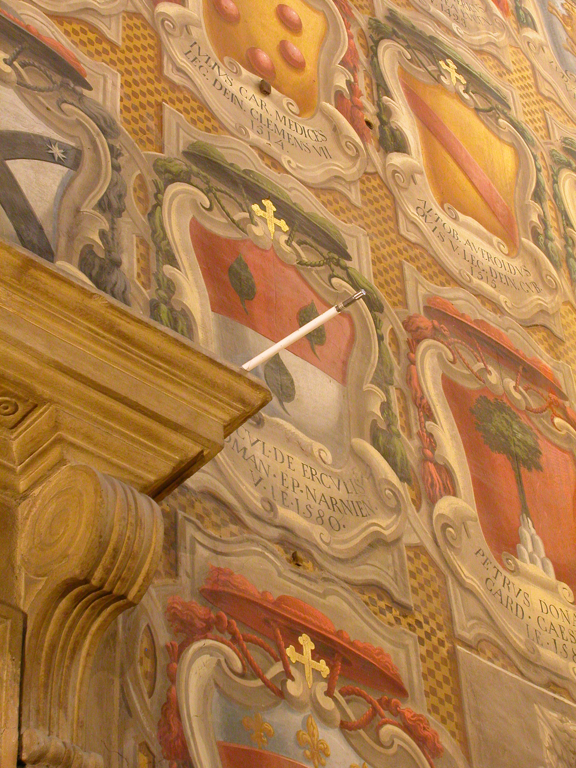 Sala Urbana o Sala degli Stemmi. Bologna, Collezioni Comunali d'Arte di Palazzo d'Accursio. Foto di Riccardo Vlahov